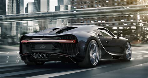 bugatti chiron noire.